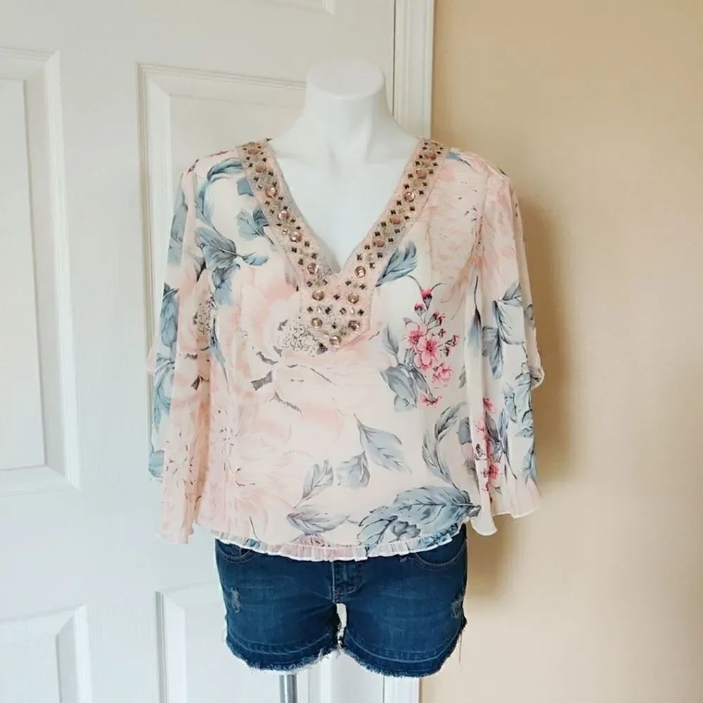 Studio Y jewel embellished floral blouse M